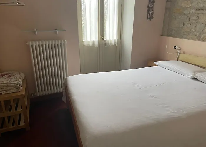 Torre Dei Magnani * Fabbiano (Piacenza)